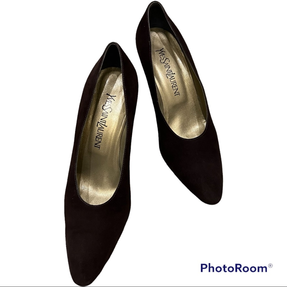 Stunning Yves Saint Laurent “Love” pump ebony brown suede 8.5 Made in Italy